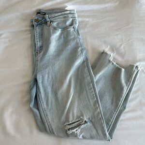 Fashion nova light blue jeans